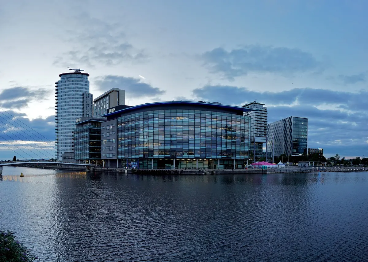 Dating in Manchester: Where to Take a Tinder Match on a First Date